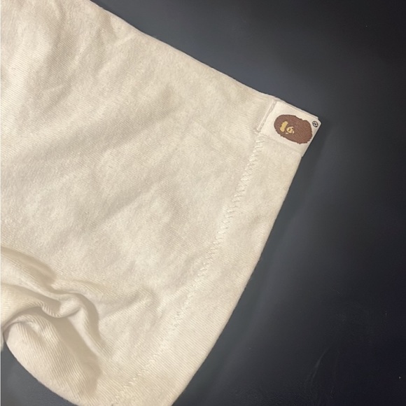A bathing ape women shirt worn once - Picture 2 of 2